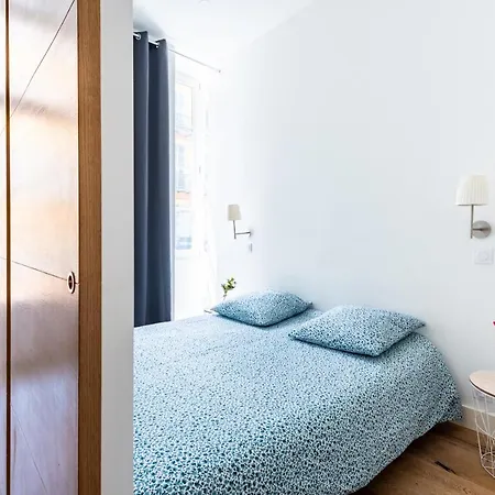 1 Cassini - Magnifique 2 Pieces Place Garibaldi - Balcon Apartamento